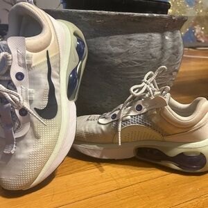 Nike White and Blue Sneakers